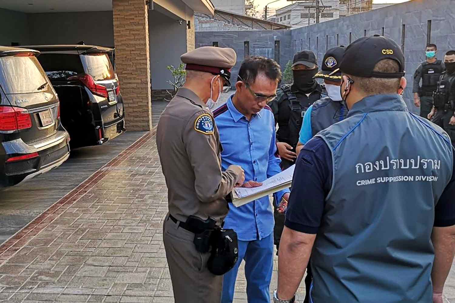Gokbaas gearresteerd die in verband wordt gebracht met Covid-19 uitbraak in Rayong