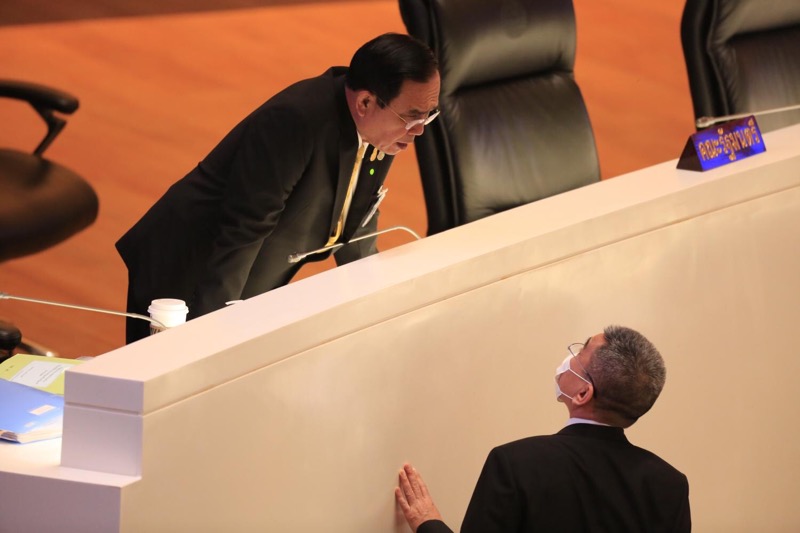 Premier Prayut sluit een grote samenstelling  van het kabinet niet uit