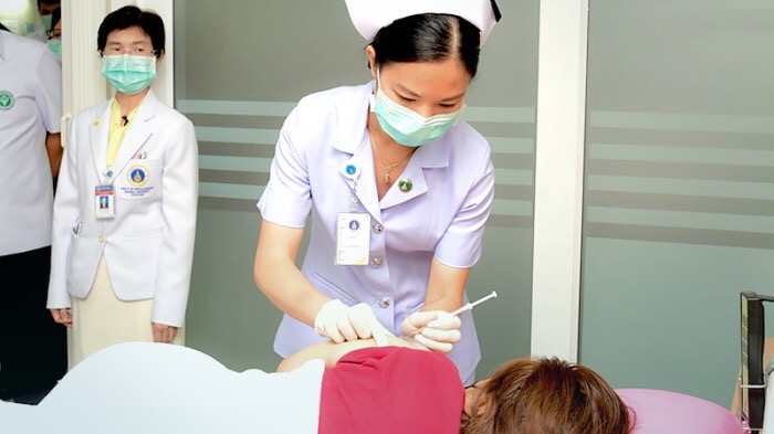 Het GPO van Thailand start humane studies voor vaccin Covid-1