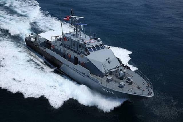 Thaise marine neemt nieuwe kustwachtboten in ontvangst