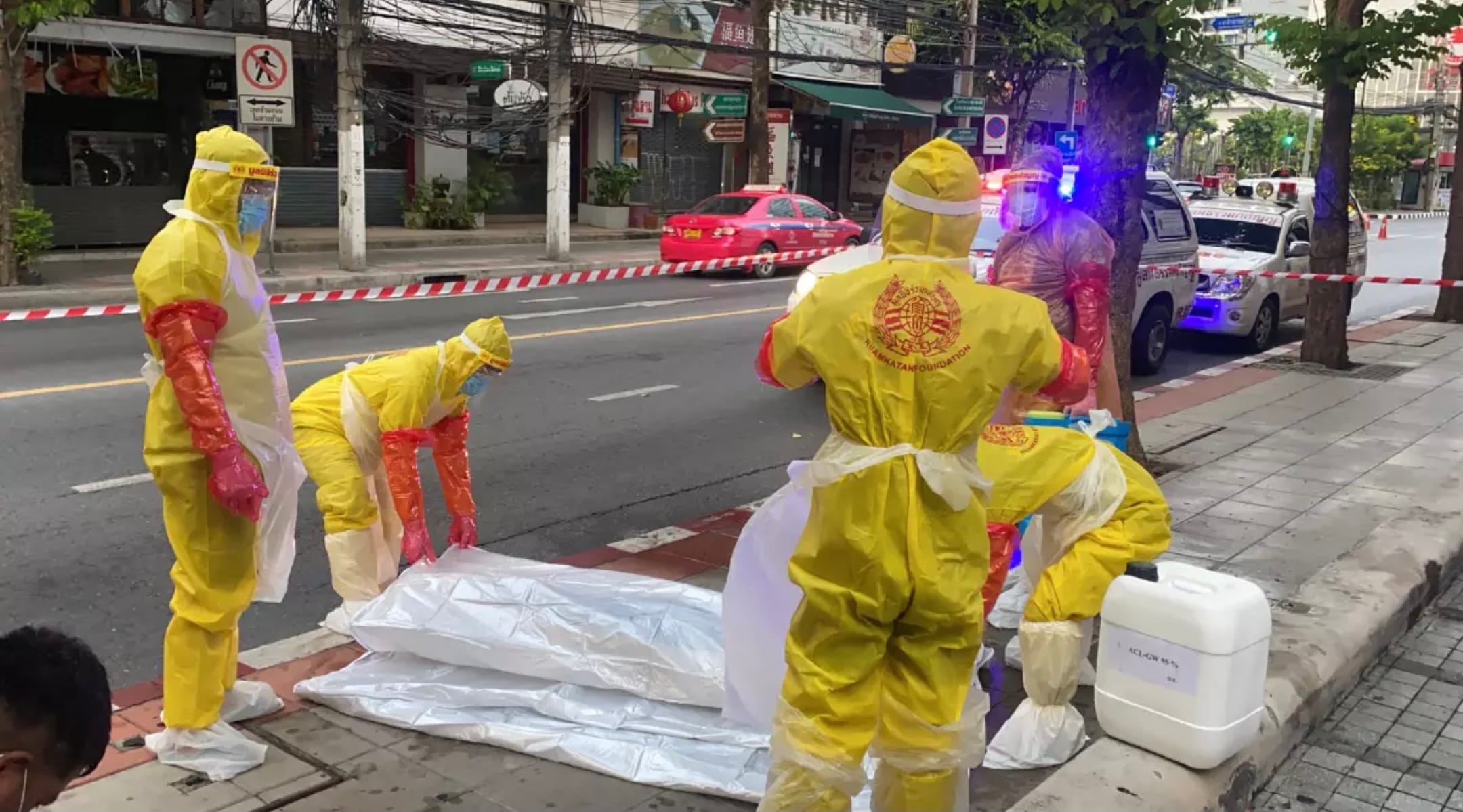 Gezondheidsdienst Bangkok tast in het duister omtrent de indentiteit van een man die door onbekende oorzaak stierf