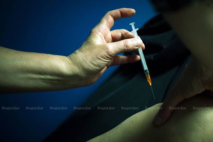 De regering onderneemt juridische stappen vanwege verspreid nepnieuws over Sinopharm Covid19 vaccins
