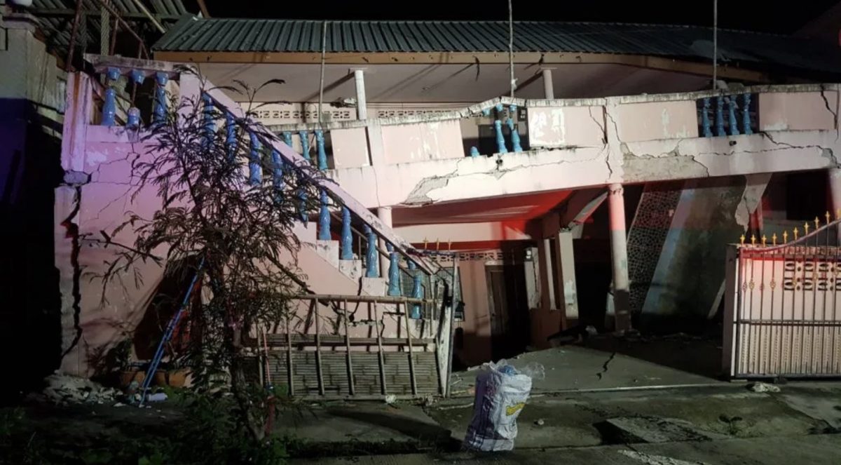 Gebouw in Chonburi stort in, bewoners weten het gebouw tijdig te verlaten