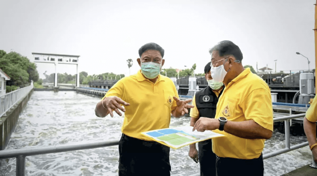 Bangkok zet zich schrap voor het regenseizoen