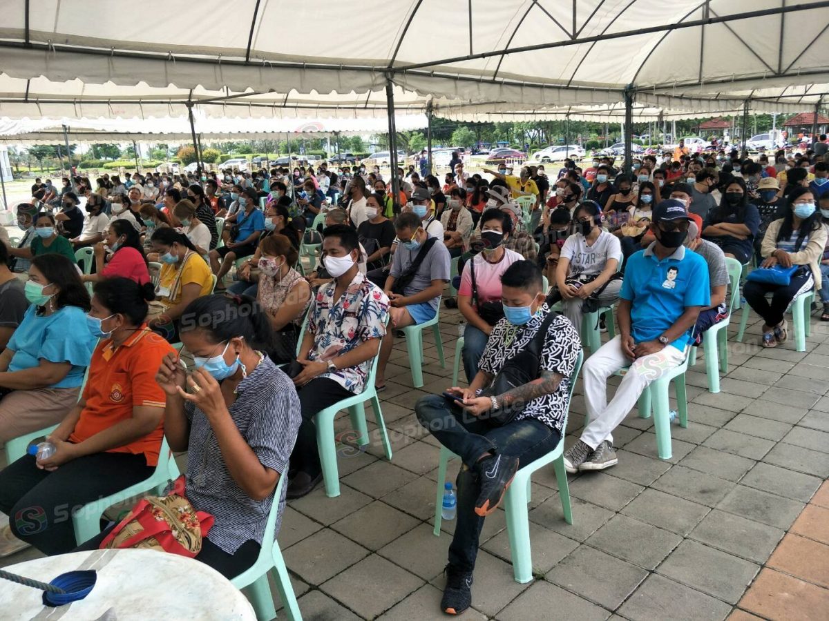 Enorm hoge opkomst bij de eerste vaccinatiedag in Pattaya