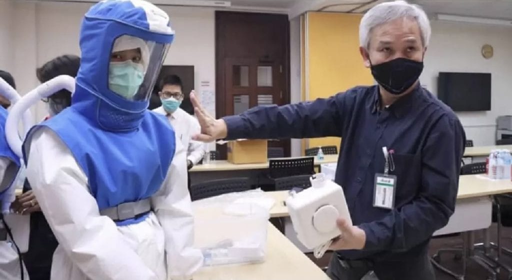 De Nationale Onderzoeksraad van Thailand komt met nieuwere, betere beschermingsmiddelen voor medici