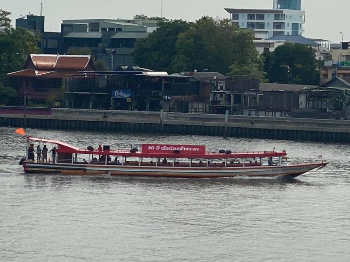 In Bangkok varen er in het weekend en op feestdagen géén express boten méér