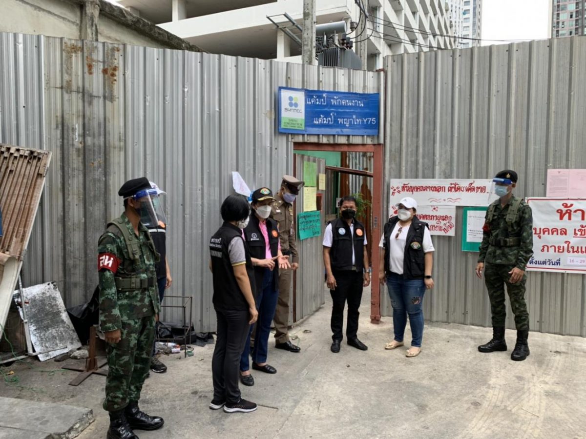 De politie sluit in samenwerking met het Thaise leger 600 arbeiderskampen af