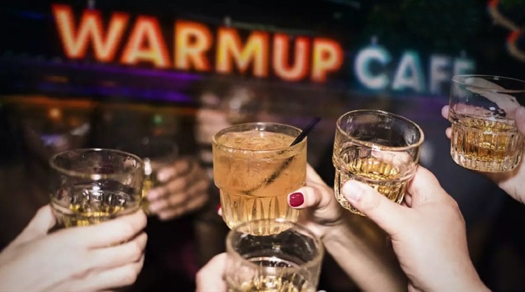 In Chiang Mai staat alcohol weer op het menu maar de pubs blijven gesloten