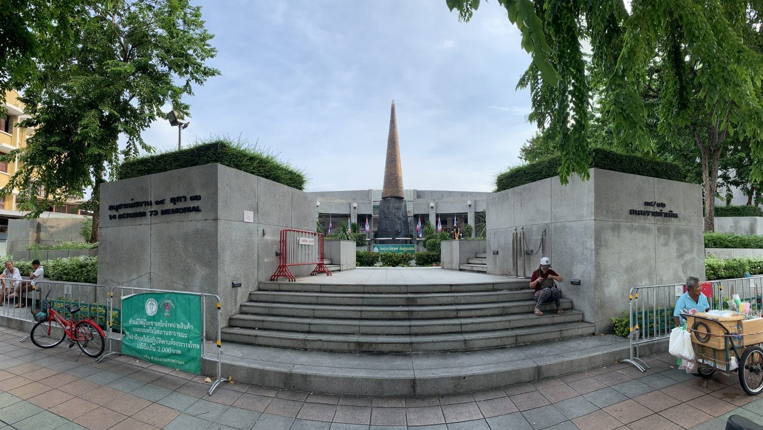 Het Metropolitaans politiebureau van Bangkok staat vandaag klaar om de aangekondigde demonstraties veilig te begeleiden