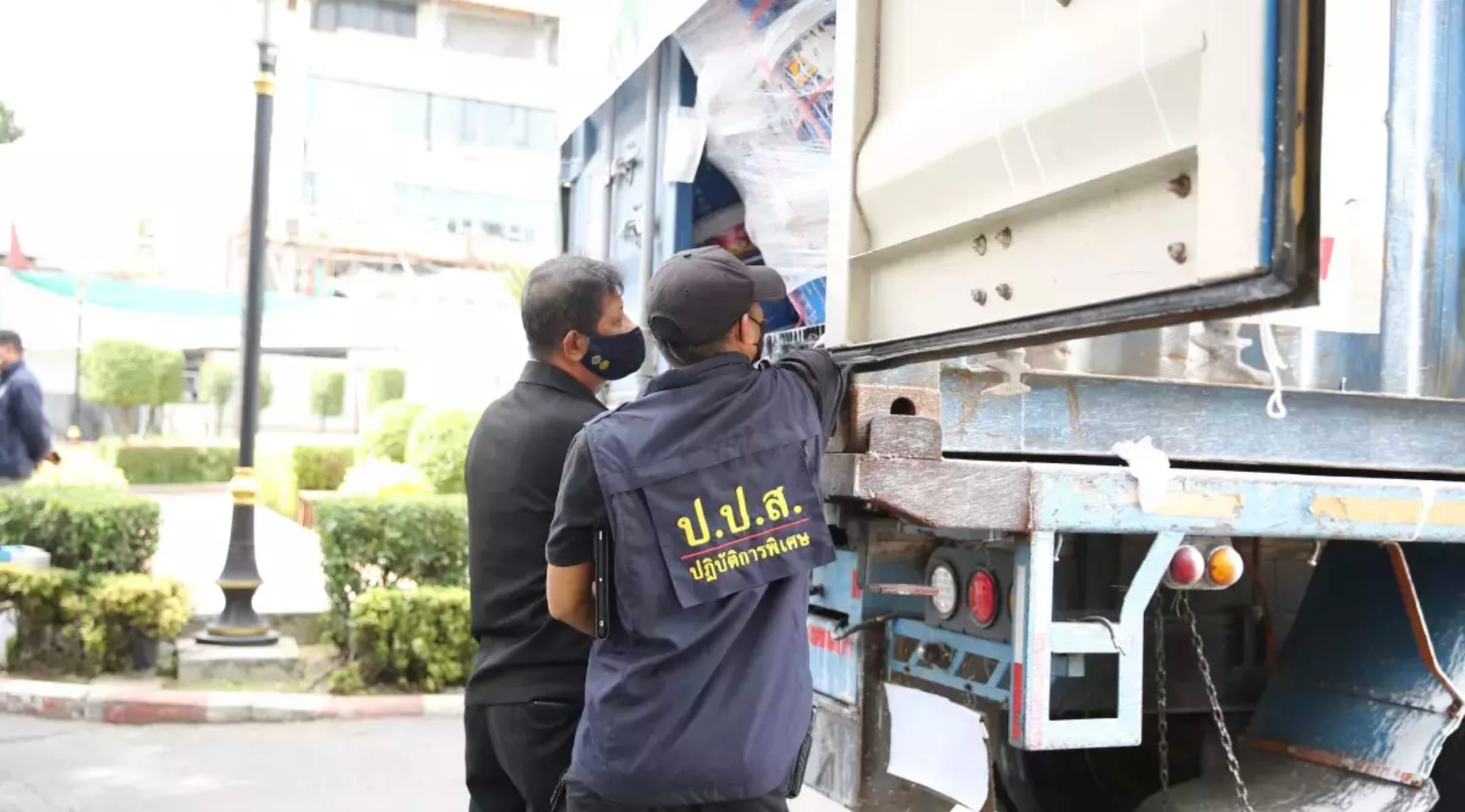 314 kilo in plastic verfemmers verborgen heroïne in de haven van Chonburi vlak verscheping naar Australië in beslag genomen