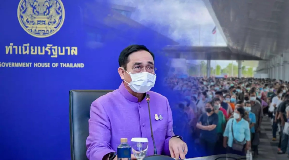 Premier Prayut benadrukt: het vaccinatiecentrum Bang Sue wordt NIET gesloten!