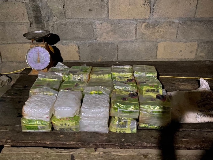 Thaise vrouw in Pattani aangehouden met 277 kilo crystal methamfetamine in haar keukenkasten