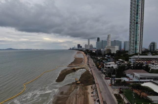 De strandrenovatie van Jomtien kost Pattaya 586 miljoen baht