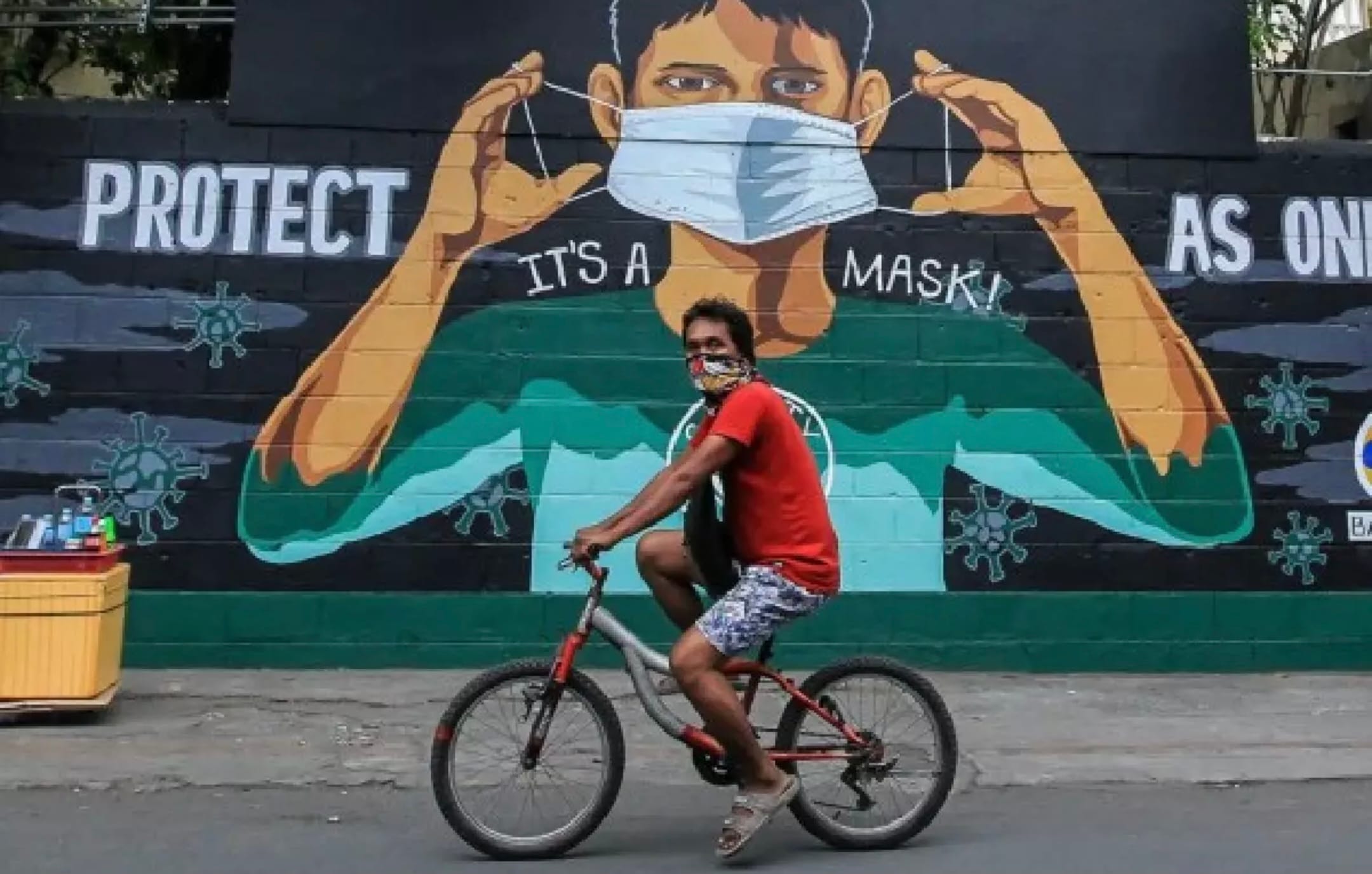 Volgens een Filippijnse opiniepeiling moeten tijdens verkiezingscampagnes het handen schudden en baby’s knuffelen verboden gaan worden