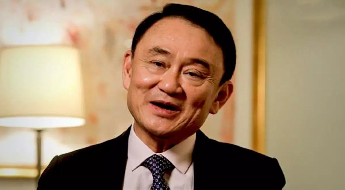 Thaksin belooft fans dat hij snel naar huis zal komen