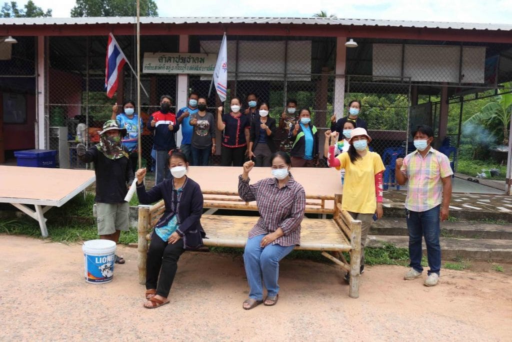 Hoe de lokale bevolking in Kalasin een ziekenhuis helpt om het beddentekort te overwinnen
