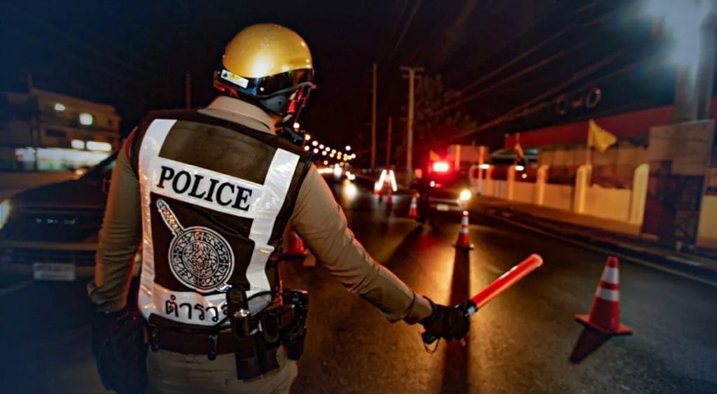 Thailand heeft de eerste nacht van de nieuwe Covid19 maatregelen, inclusief de avondklok in Bangkok achter de rug