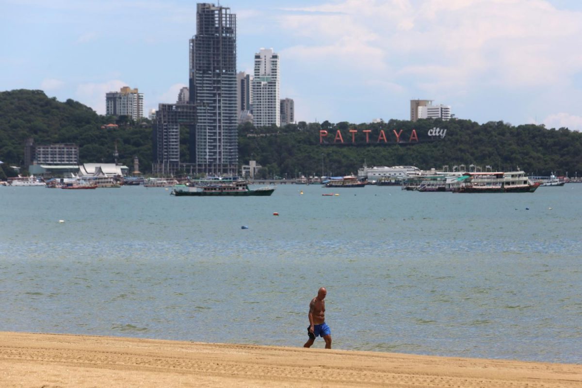 Pattaya pakt hindernissen voor heropening aan