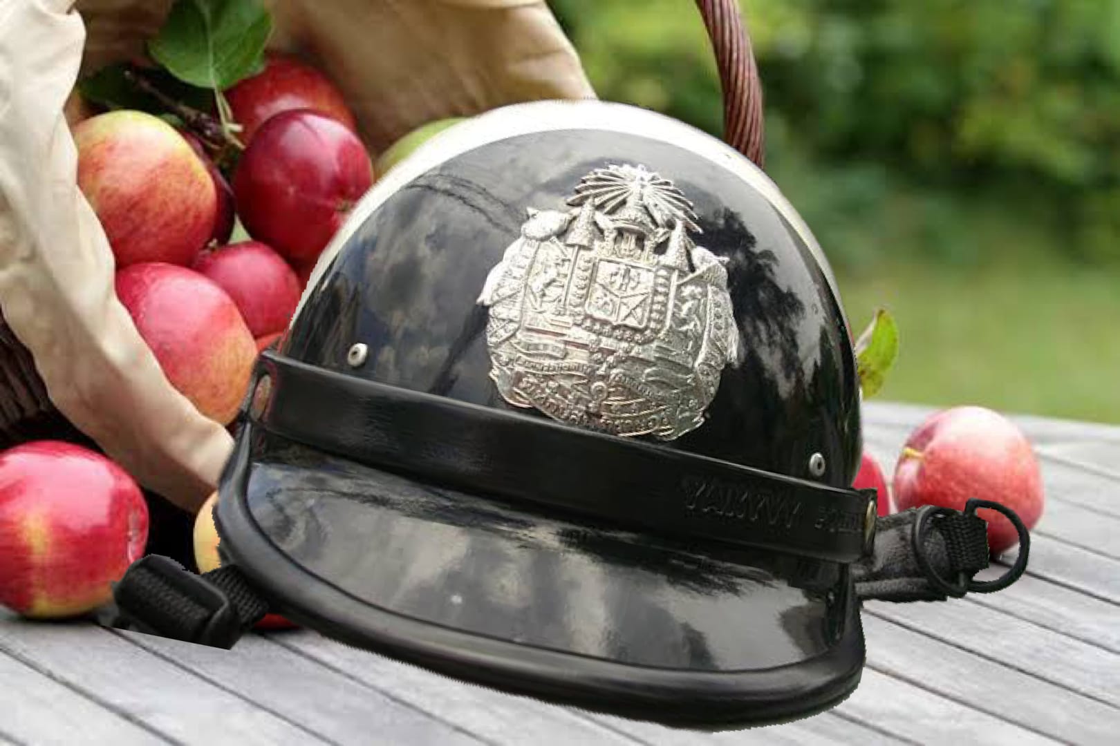 Kolonel Thitisan Utthanaphon alias Joe Ferrari had een aardig appeltje voor de dorst…600 miljoen baht, zo blijkt!