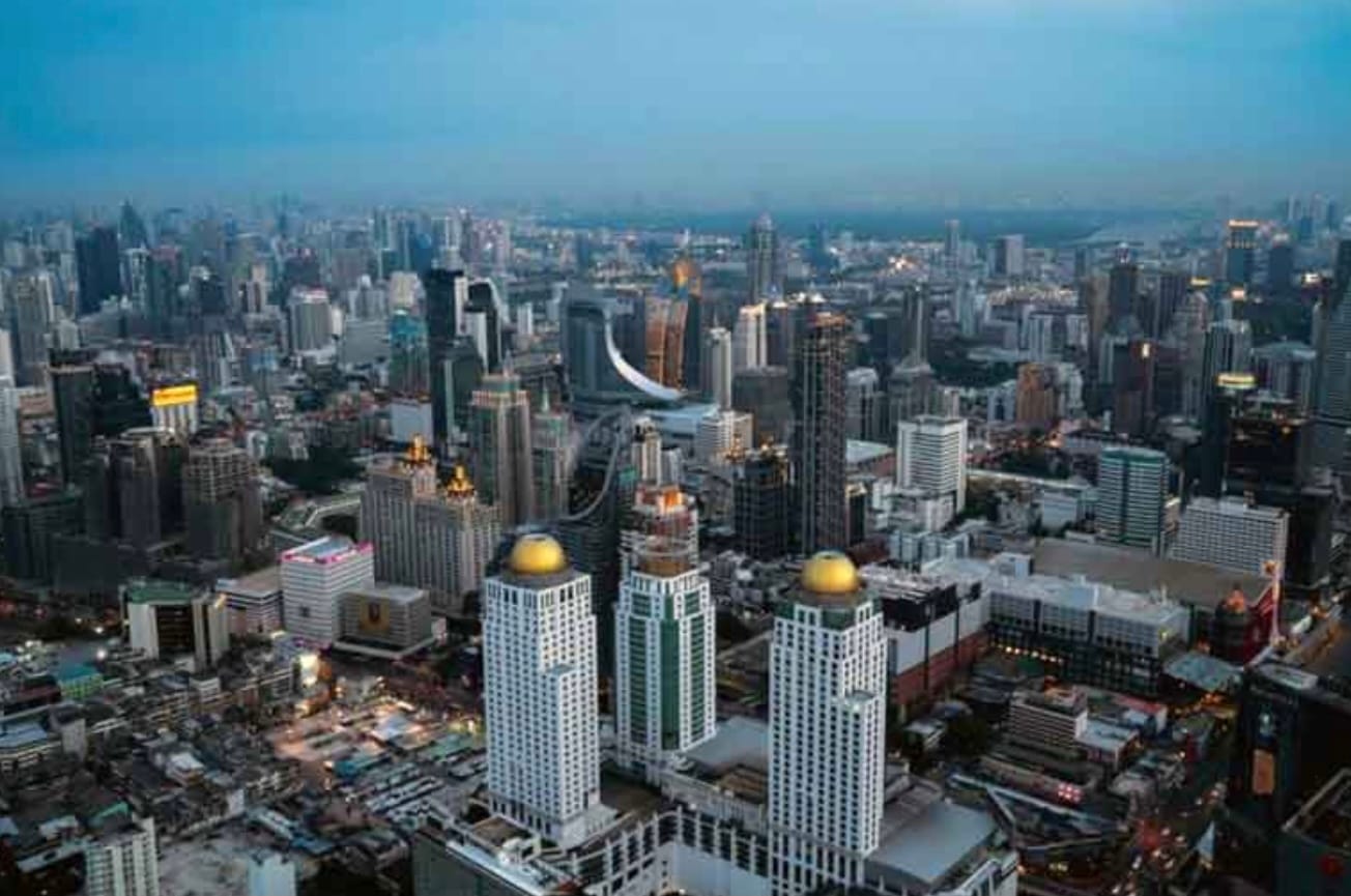 Hoe zit het met ons? Boze expats in Thailand verwerpen de voorstellen om rijke buitenlanders aan te trekken