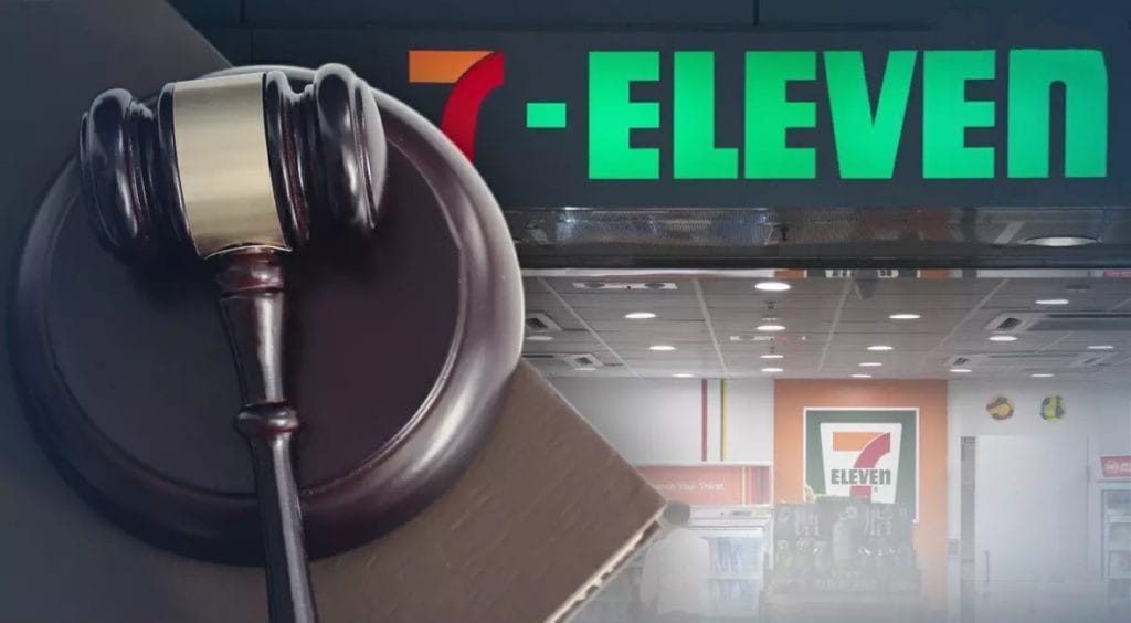 De 7-Eleven keten in Thailand wint zaak tegen de OKnation blogger wegens smaad
