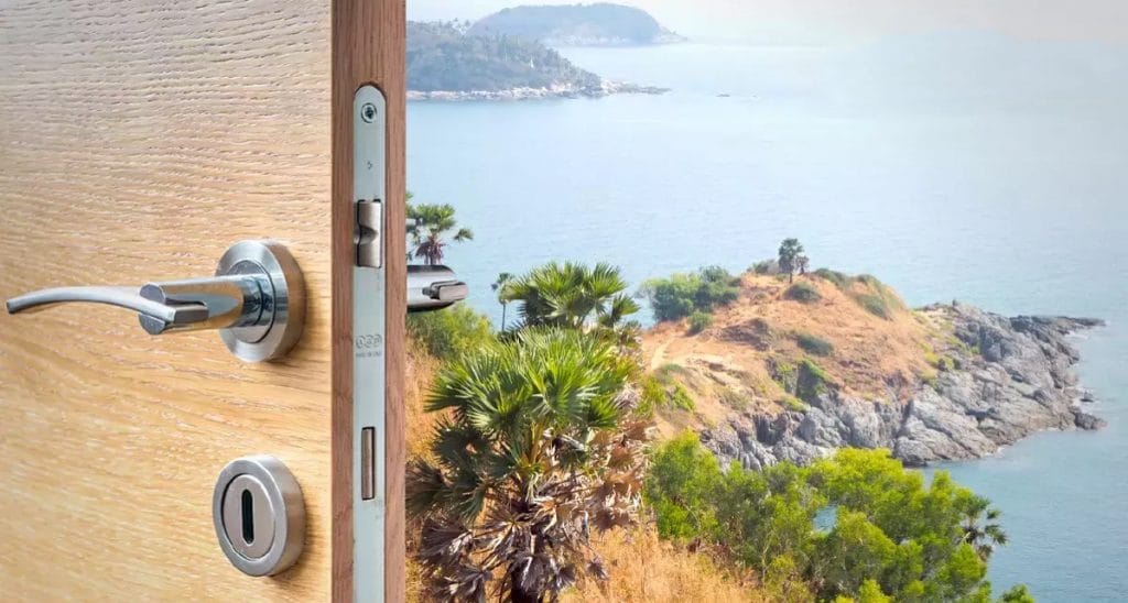 In het zuid Thailand gelegen Phuket opent zijn deuren voor mensen die een volledige Covid19 vaccinatie hebben gehad