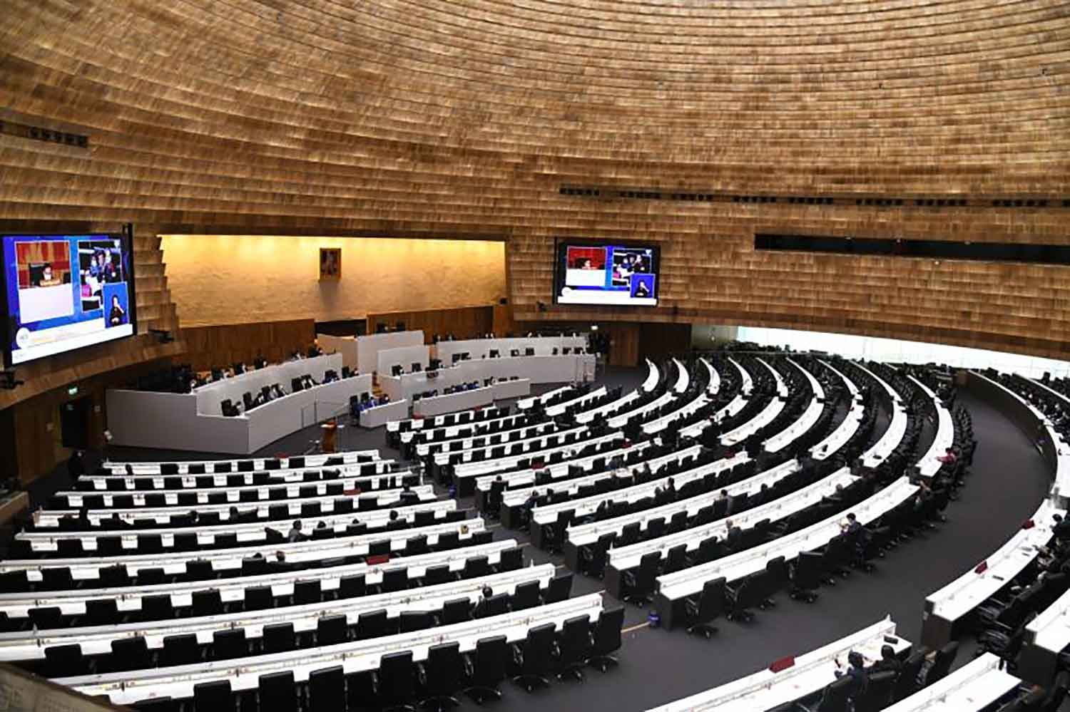 Oppositie in Thailand overweegt juridische stappen na censuurdebat