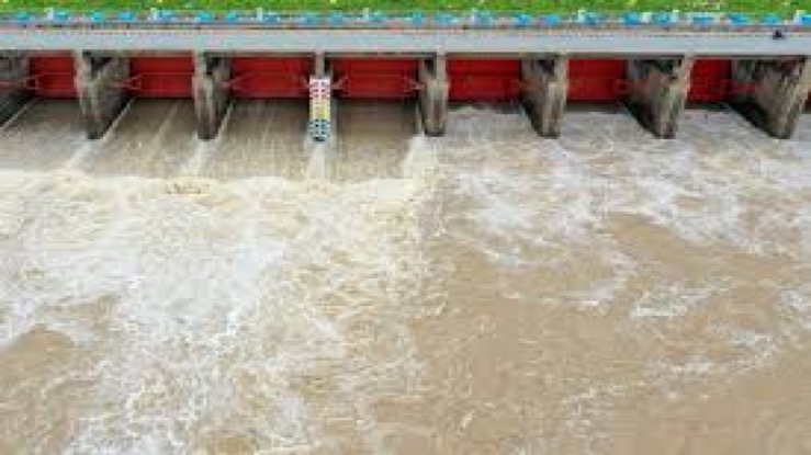 Er is een waarschuwing voor het overstromen van het Chao Phraya reservoir in Thailand uitgegaan