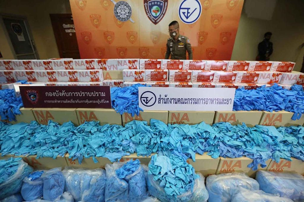 CNN: Thaise bedrijven leverden miljoenen inferieure medische handschoenen