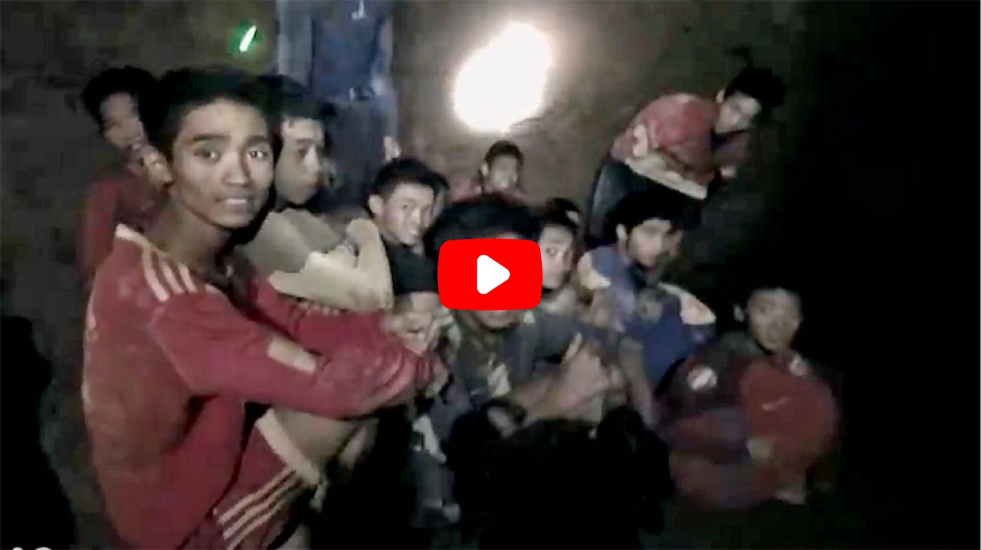 De film “The Rescue”, vertelt uw ECHT van wat in de grotten van Tham Luang, Thailand gebeurd is!