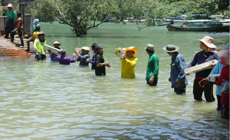 15 Thaise provincies voornamelijk in de Isaan hebben nog steeds te kampen met wateroverlast