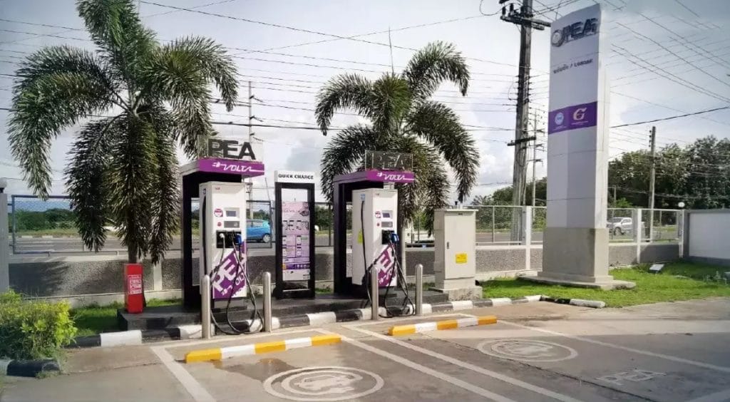 De Provinciale Elektriciteitsautoriteit gaat het opzetten van laadpalen in Thailand versnellen