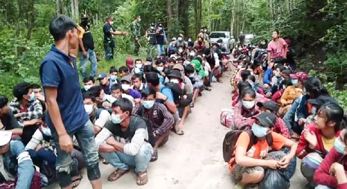 In de provincie Kanchanaburi zijn 260 Myanmarese staatsburgers betrapt op het illegaal betreden van Thais grondgebied