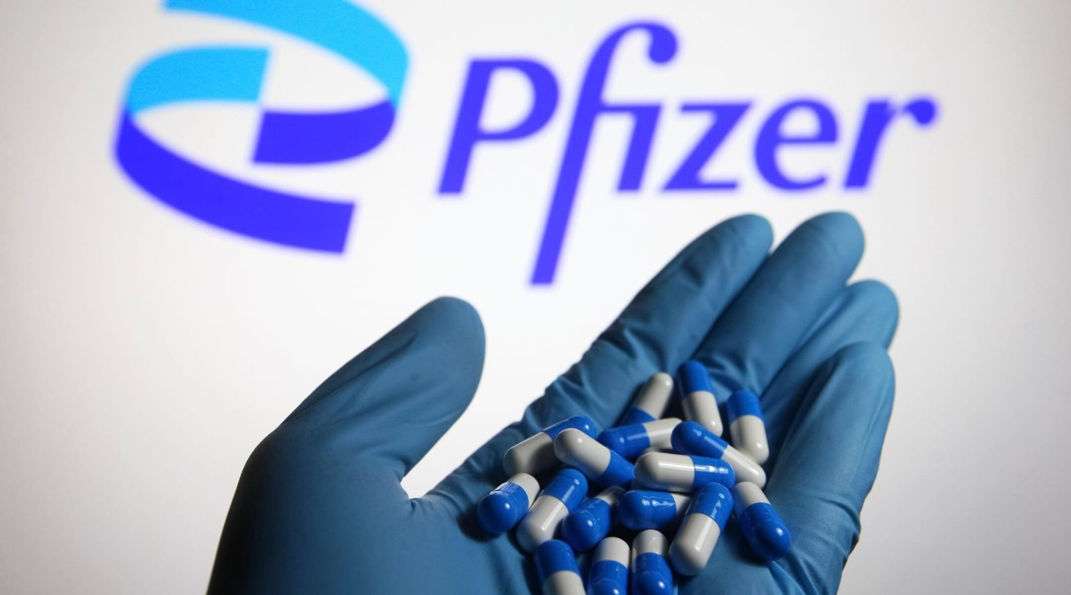 Covidpil MSD mag al gebruikt worden, nu nog wachten op de pil van Pfizer