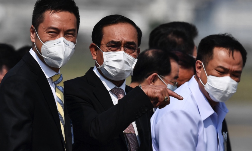 China zette Thaise regeringsfunctionarissen onder druk om het Sinovac-vaccin niet te bekritiseren
