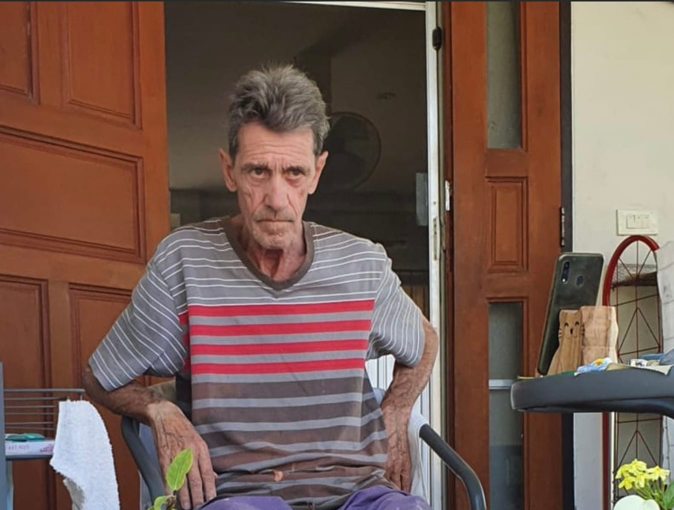 Verzwakte Han Bogers (71) moet zo snel mogelijk Thailand uit, en dochter Marlin uit Veldhoven heeft daar hulp bij nodig