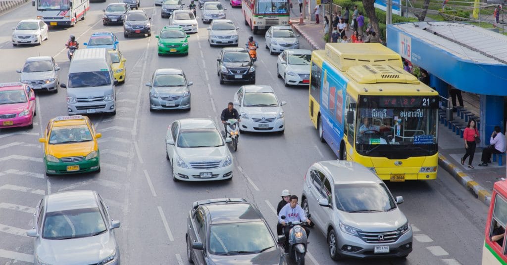 Tijdens de komende “Seven dangerous days” in Thailand wacht u een beloning van 10.000 baht wanneer u verkeersovertredingen van mensen bij de politie meldt