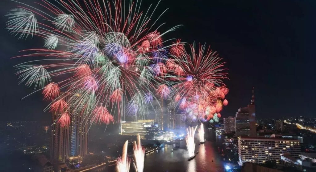 Bangkok stelt veiligheidsrichtlijnen vast voor aftellen naar het nieuwe jaar