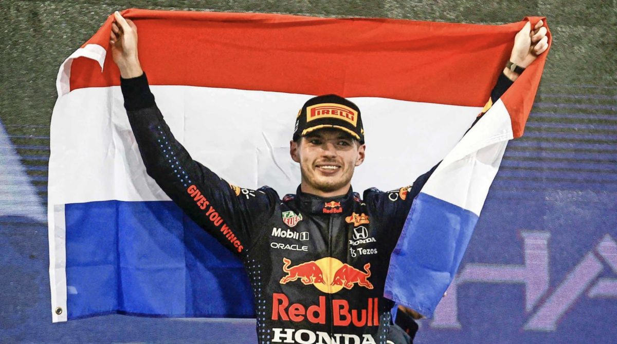 🎥 | Dit is pas een stukje Nederlandse sporthistorie, onze Max na sensationele inhaalrace wereldkampioen formule 1