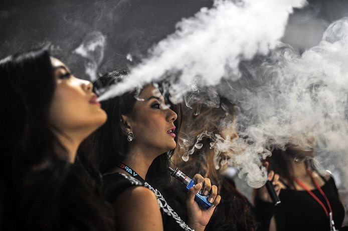 De mars naar legalisatie van e-sigaretten in Thailand is begonnen