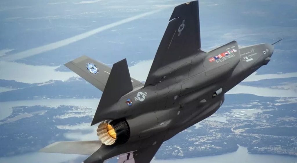 Kabinet Thailand stemt in met aankoop van 4 straaljagers met een budget van 13,8 miljard baht