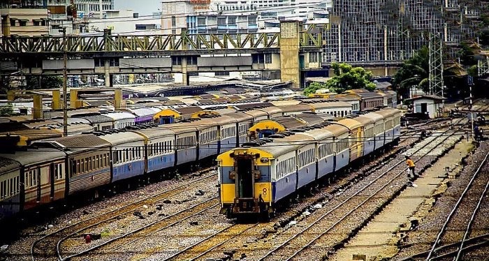 De trein was met oud en nieuw het populairste vervoermiddel in Thailand