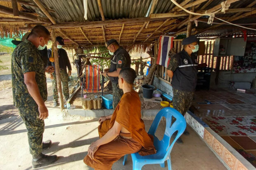 Monnik in de Isaan gearresteerd voor gebruik en verkoop van methamfetamine