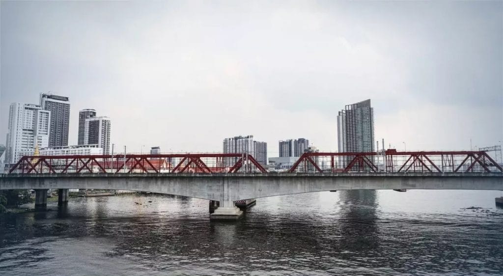 Nu Rama VI-spoorbrug na de reparatie is heropend, hervat SRT de treindiensten naar het Zuiden van THAILAND