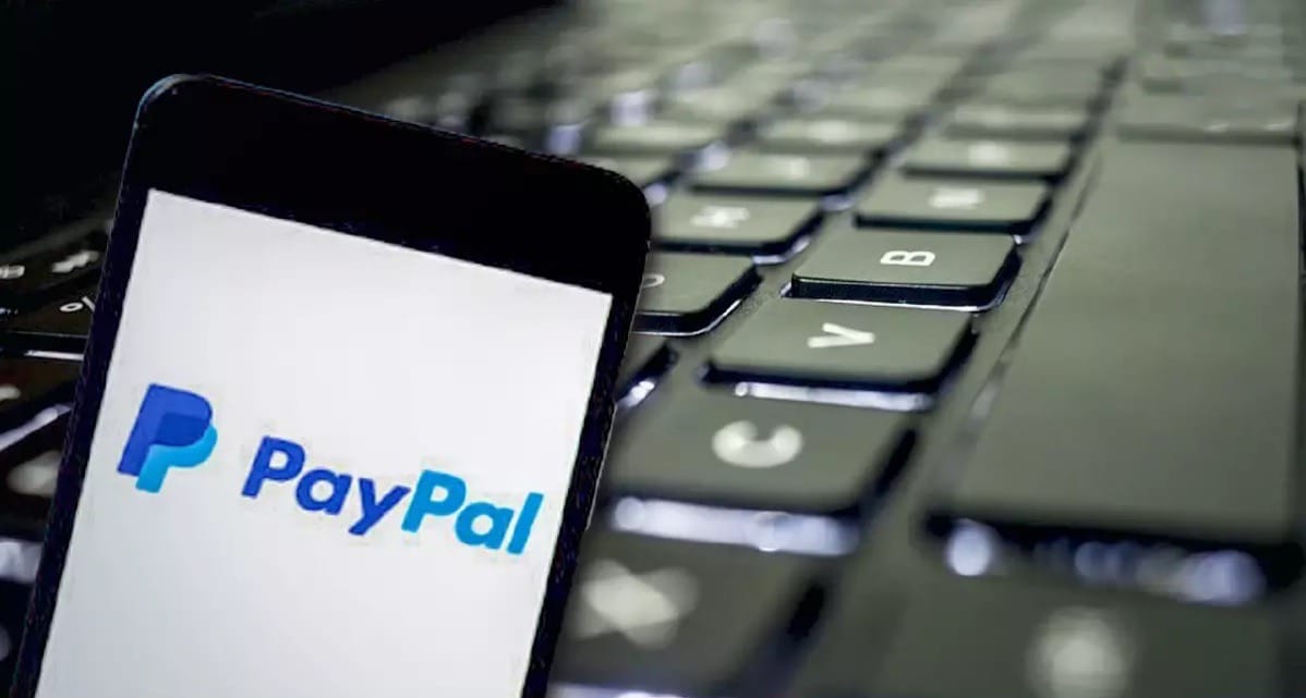 Freelance online verkopers zoeken hulp van de overheid nadat Thailand PayPal transacties annuleert