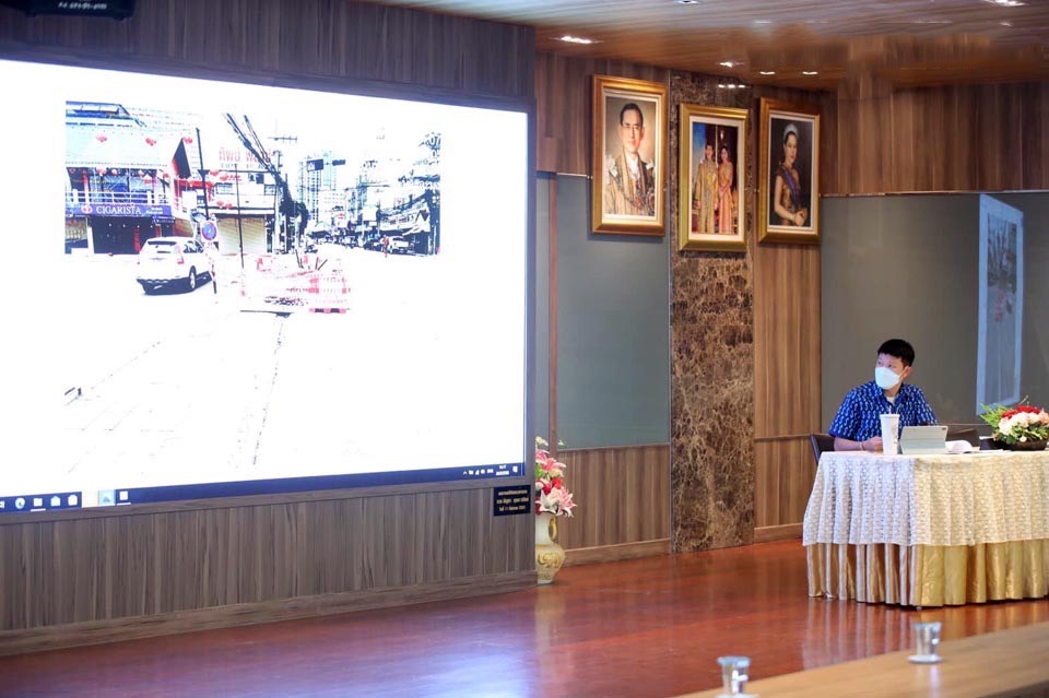 De kustplaats Pattaya draagt de nutsbedrijven op om sneller te werken om de hangende kabels ondergronds te brengen