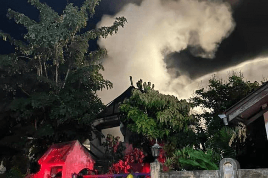 Duitse man opgehangen in zijn afgebrande huis aangetroffen 