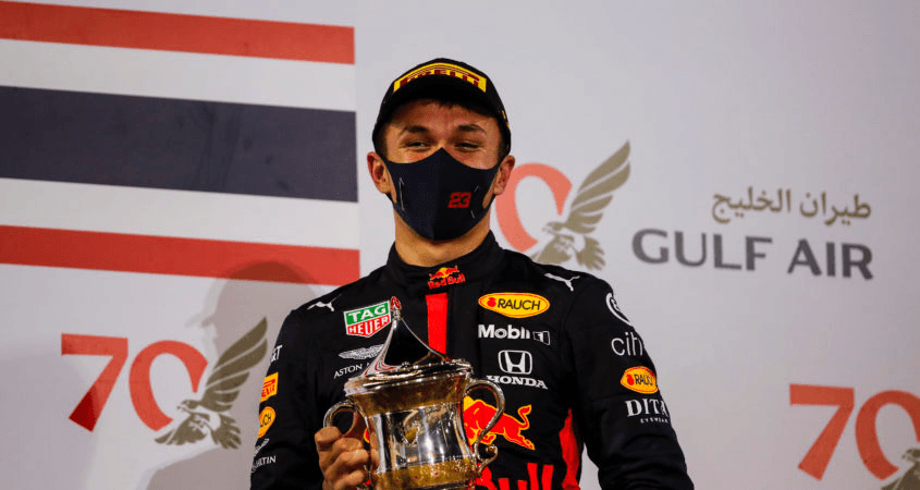 Alex Albon mag komend seizoen onder Thaise vlag rijden