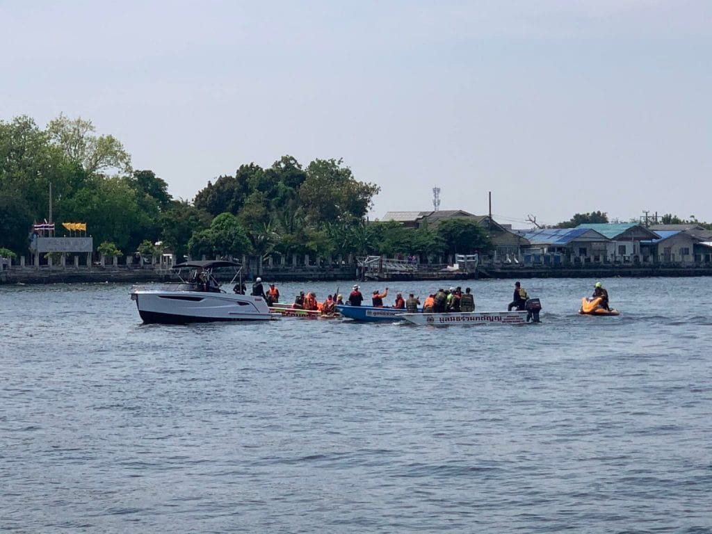 De moeder van overleden Thaise TV actrice “Tang Mo” vermoedt kwaad opzet bij dodelijk ongeval afgelopen donderdagnacht